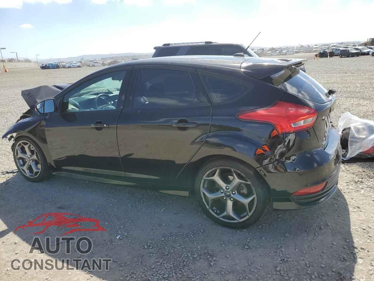 FORD FOCUS 2016 - 1FADP3L98GL347616