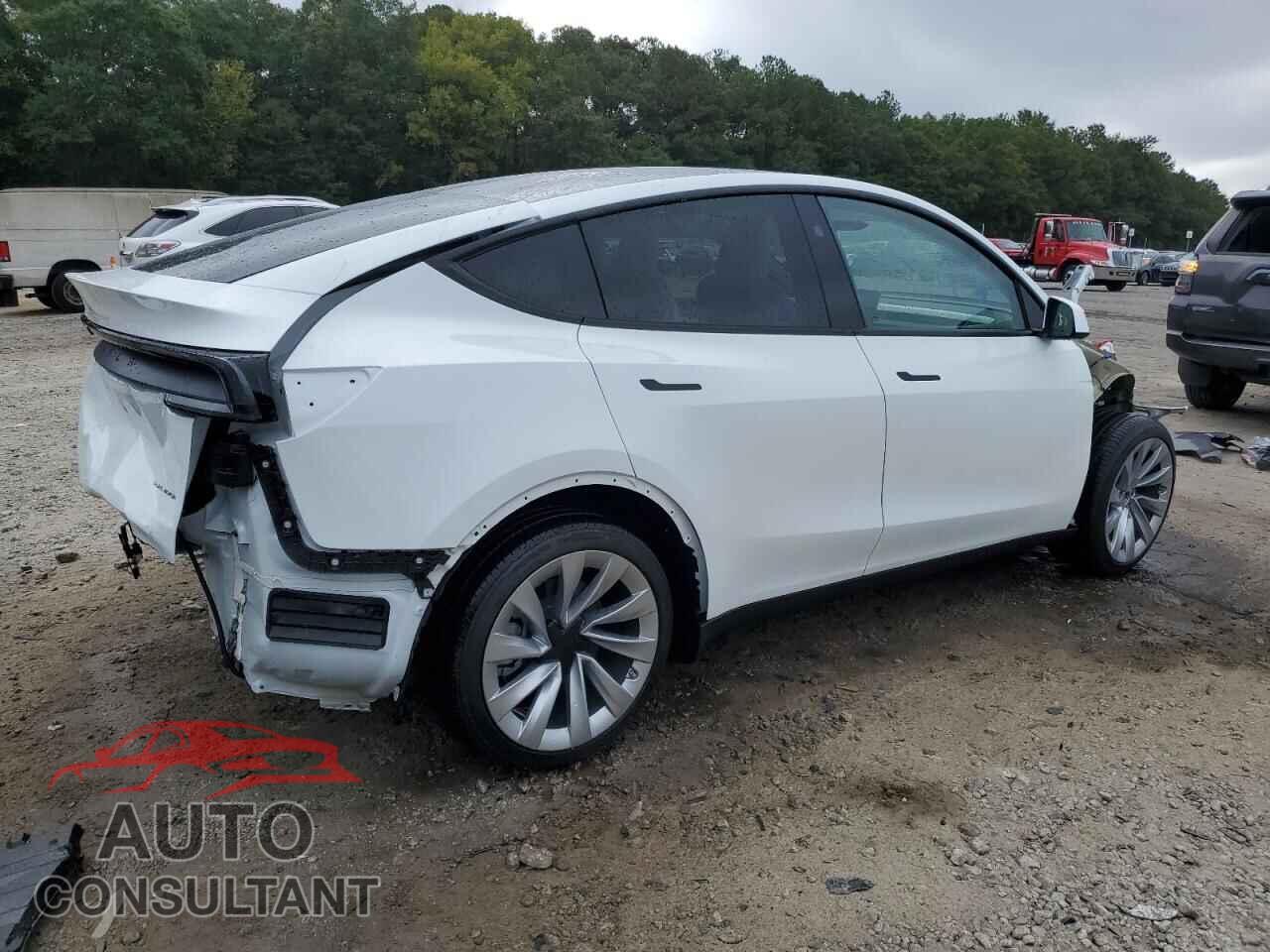 TESLA MODEL Y 2026 - 7SAYGDEEXTA448858