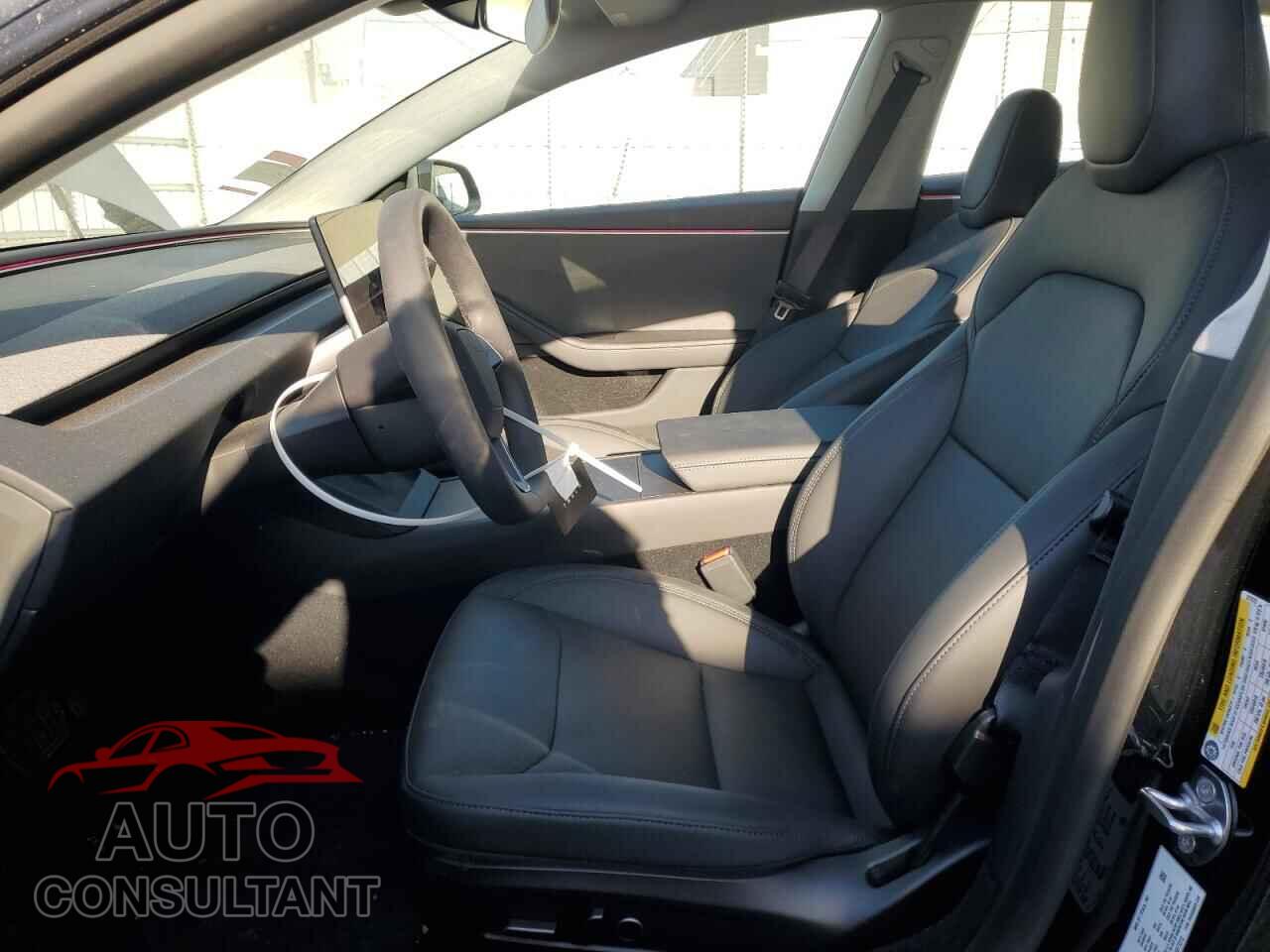 TESLA MODEL 3 2025 - 5YJ3E1EA9SF877273