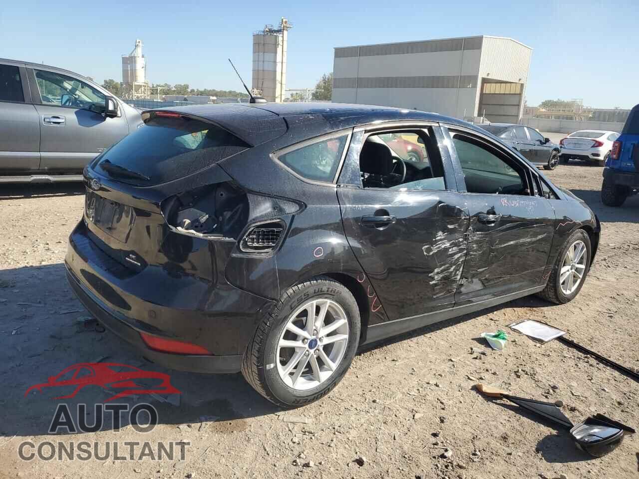FORD FOCUS 2015 - 1FADP3K22FL210674