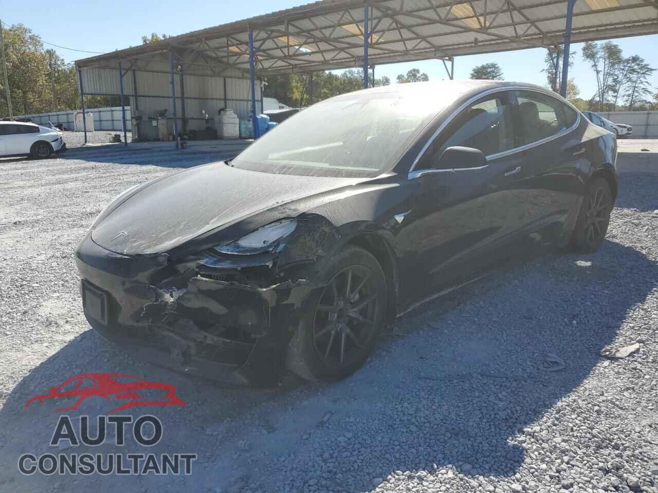 TESLA MODEL 3 2018 - 5YJ3E1EBXJF181996