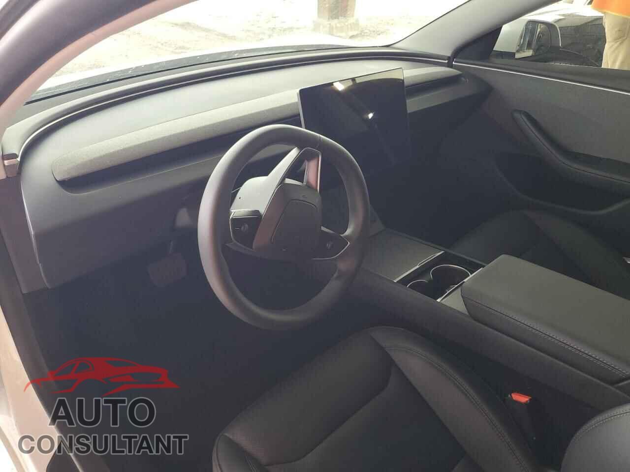 TESLA MODEL 3 2025 - 5YJ3E1EA1SF986357