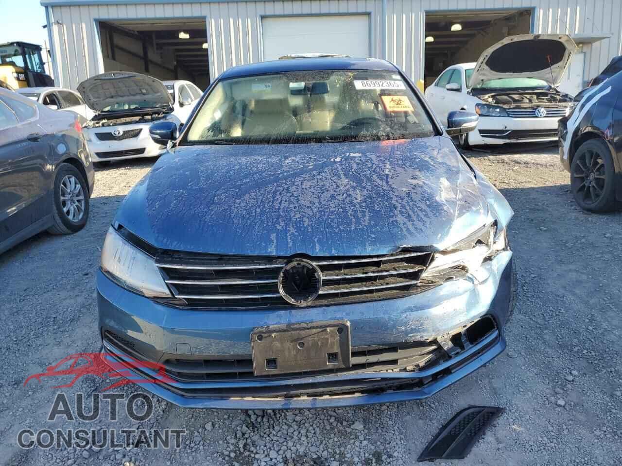 VOLKSWAGEN JETTA 2017 - 3VWDB7AJXHM372608