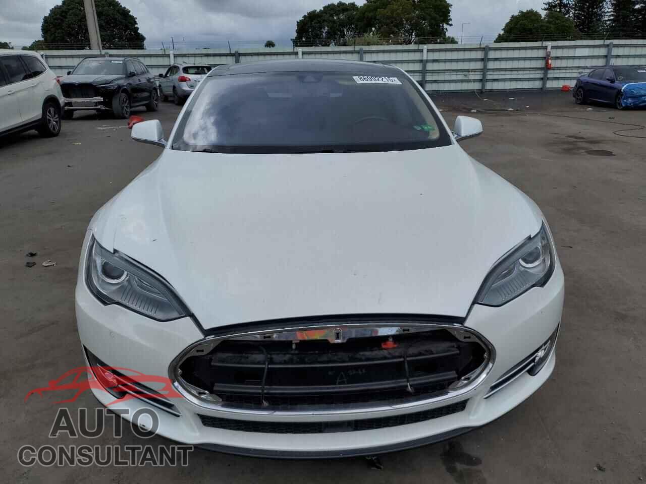 TESLA MODEL S 2014 - 5YJSA1H18EFP49954