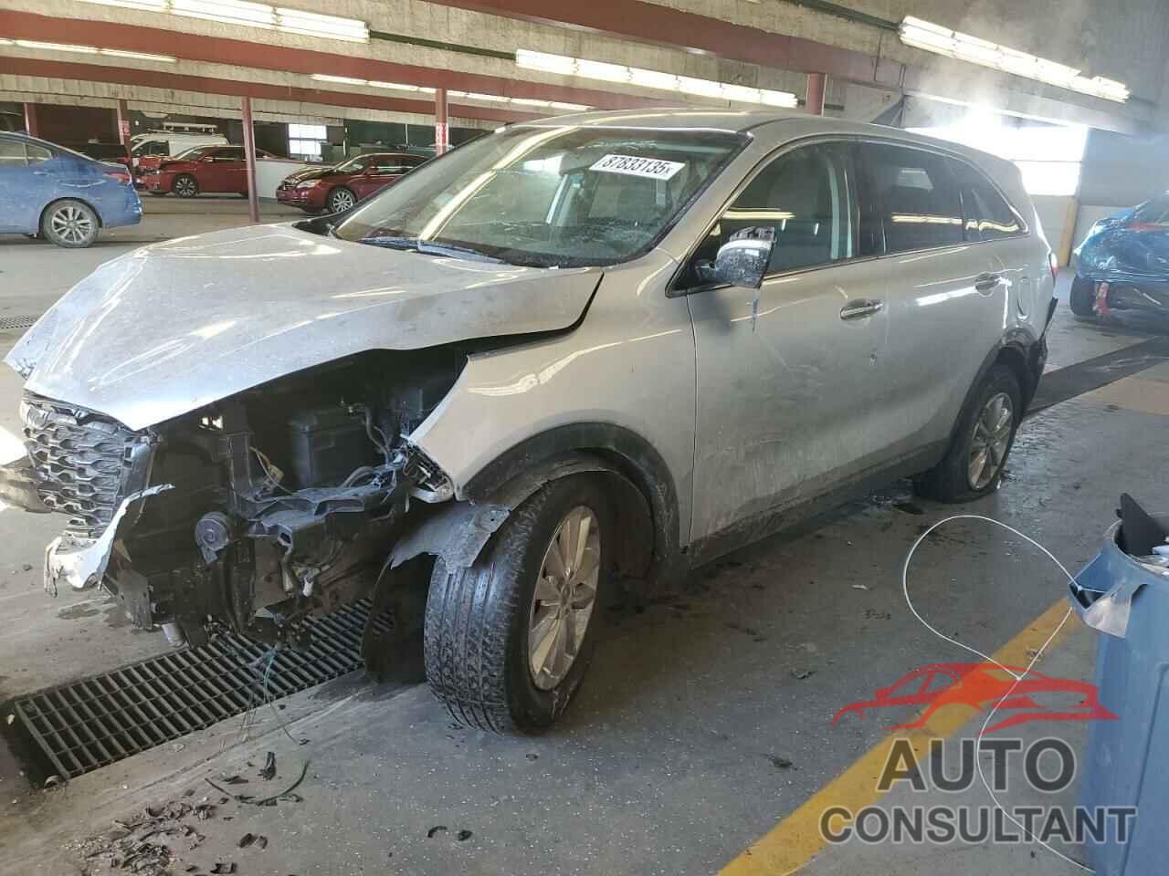 KIA SORENTO 2019 - 5XYPG4A54KG480732