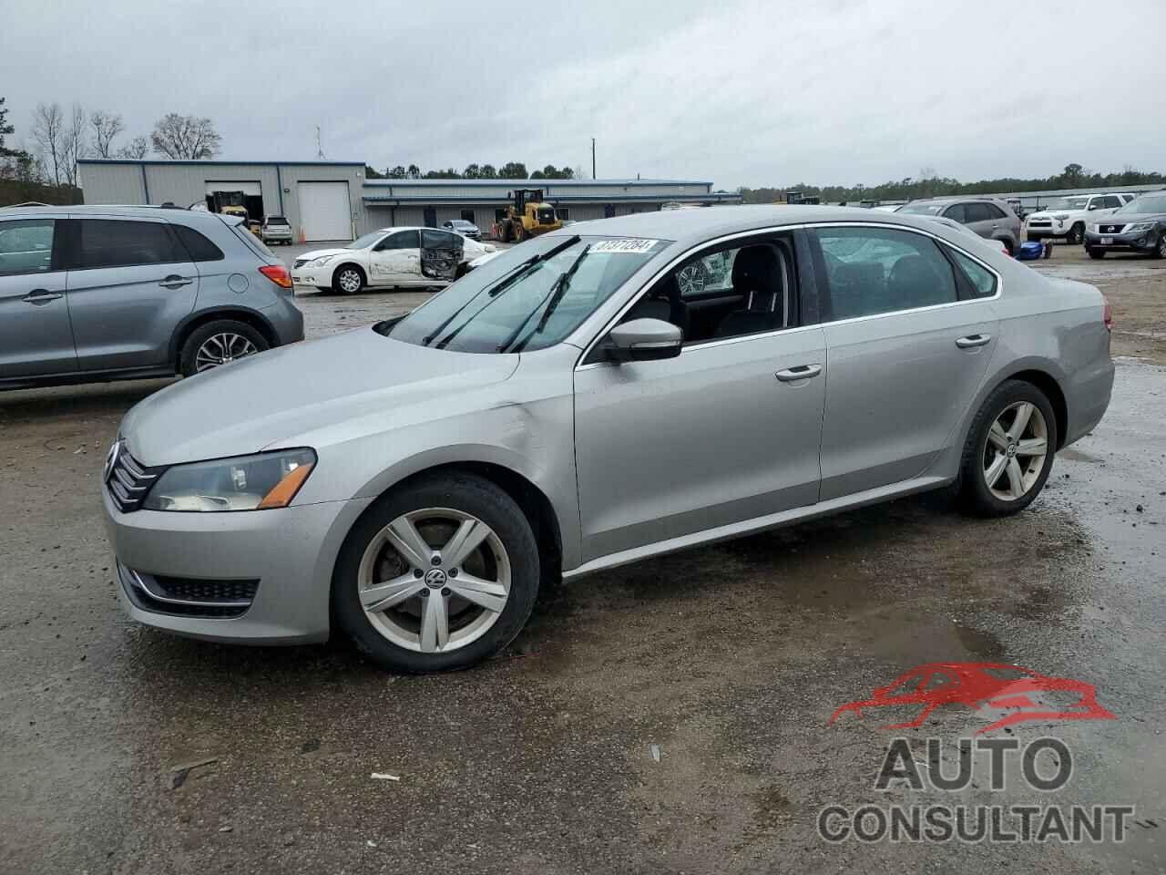 VOLKSWAGEN PASSAT 2013 - 1VWBP7A30DC100977
