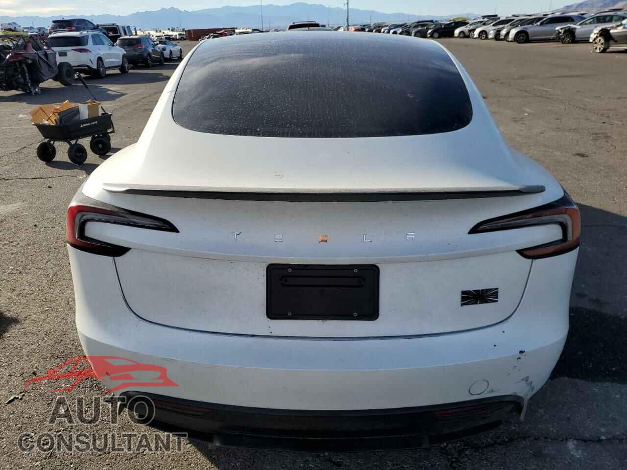 TESLA MODEL 3 2024 - 5YJ3E1ET4RF856293