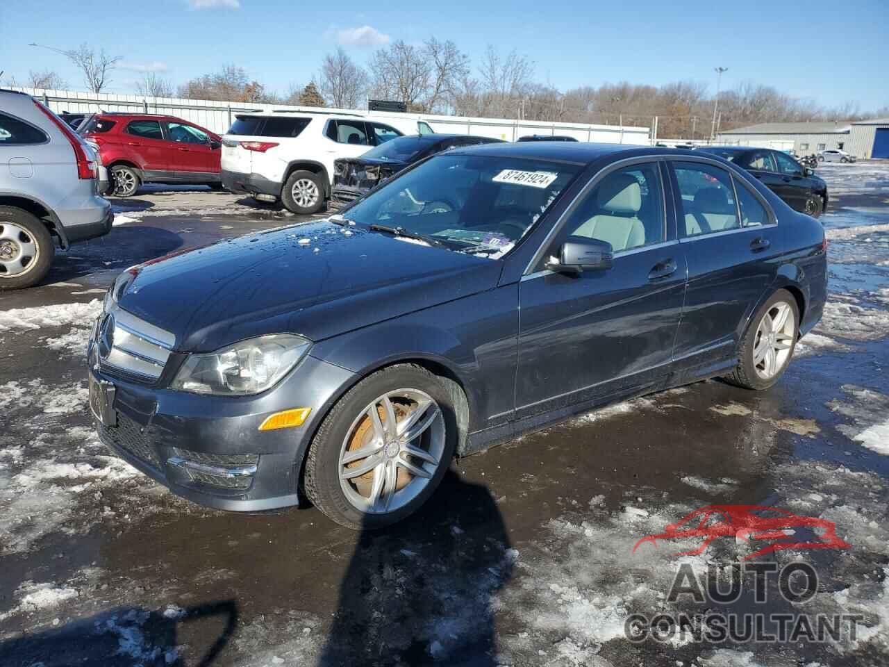 MERCEDES-BENZ C-CLASS 2013 - WDDGF4HB3DA865383