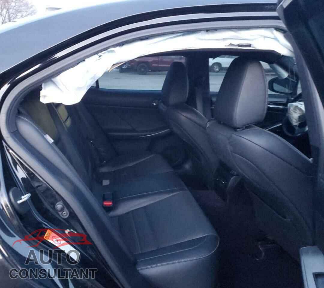 LEXUS IS 2014 - JTHCF1D27E5008814