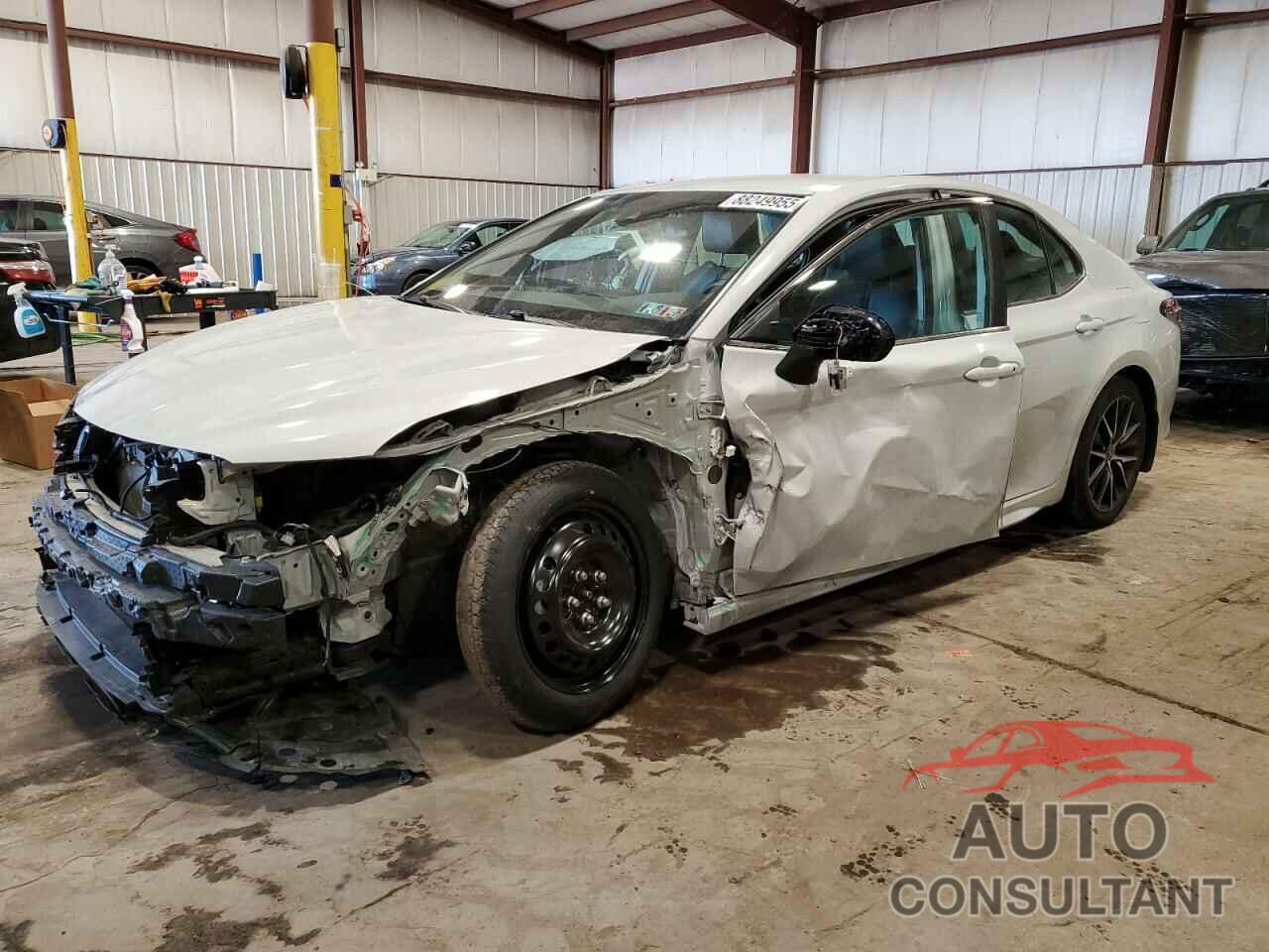 TOYOTA CAMRY 2022 - 4T1T11BK2NU052756