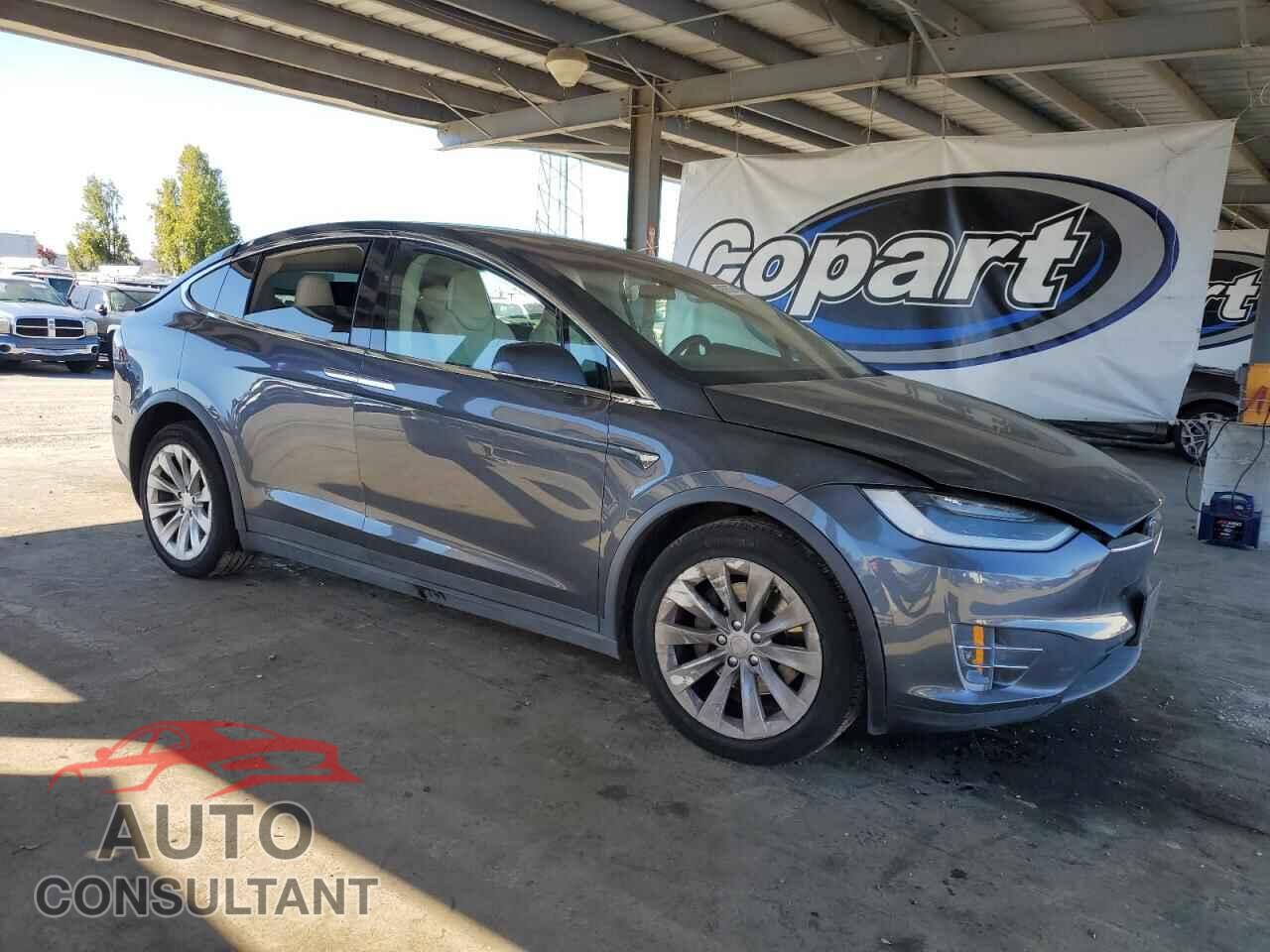 TESLA MODEL X 2018 - 5YJXCBE22JF115407
