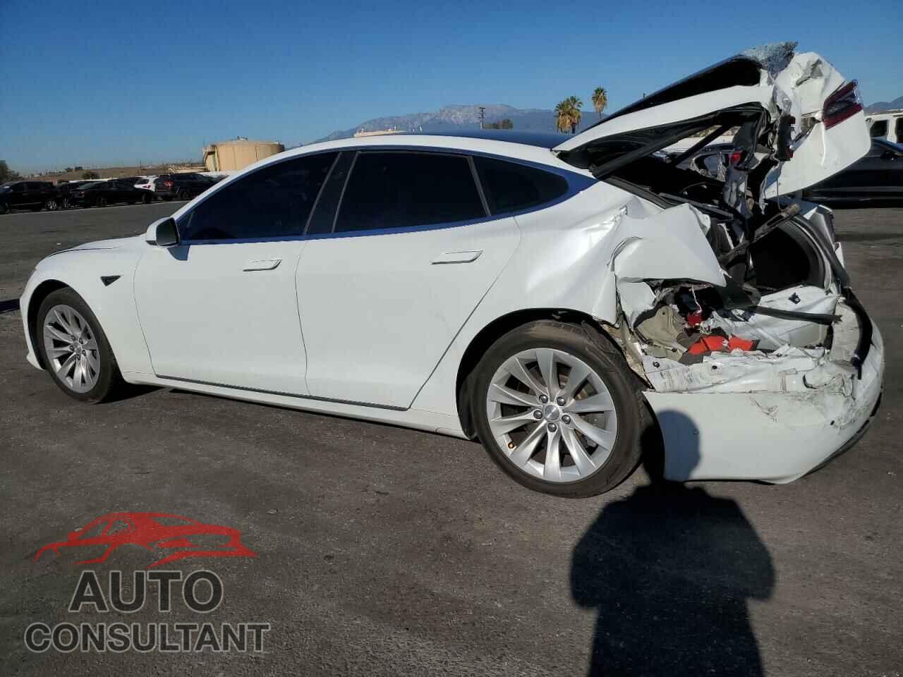 TESLA MODEL S 2017 - 5YJSA1E16HF204974