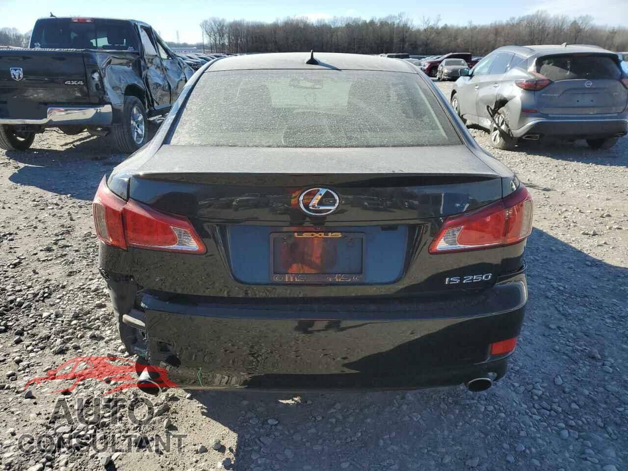 LEXUS IS 2011 - JTHBF5C29B5154972