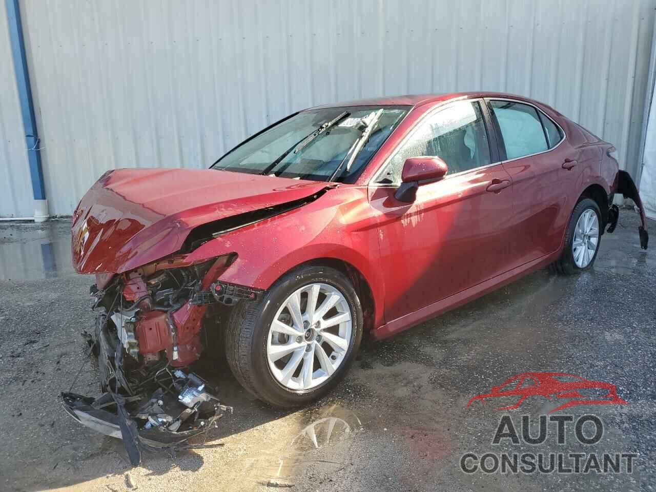 TOYOTA CAMRY 2022 - 4T1C11AK3NU645804