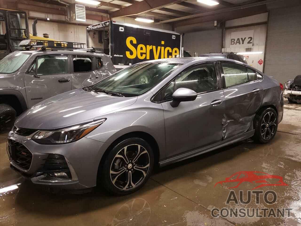 CHEVROLET CRUZE 2019 - 1G1BE5SM1K7119167