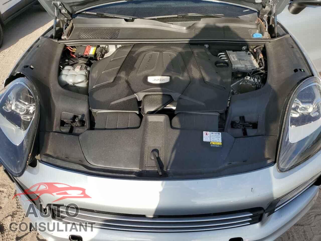 PORSCHE CAYENNE 2021 - WP1AA2AY2MDA08115