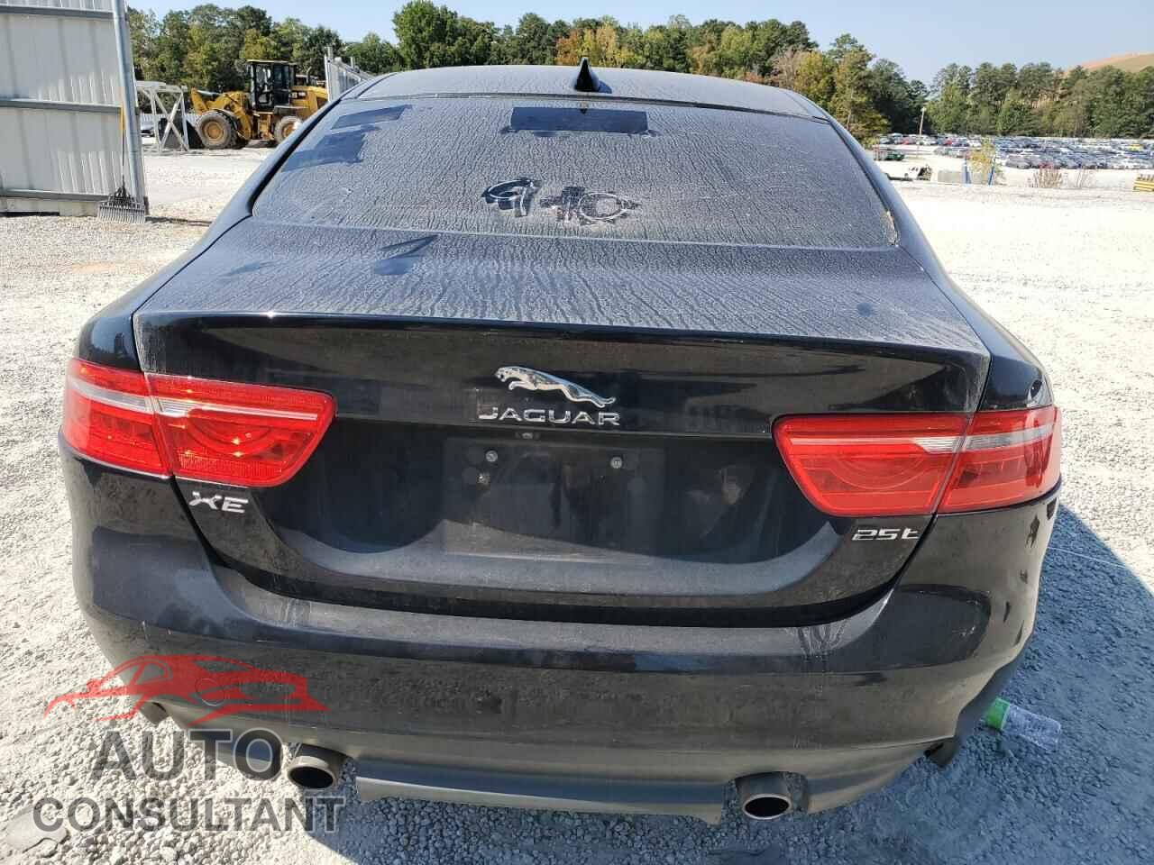 JAGUAR XE 2018 - SAJAR4FX8JCP24106