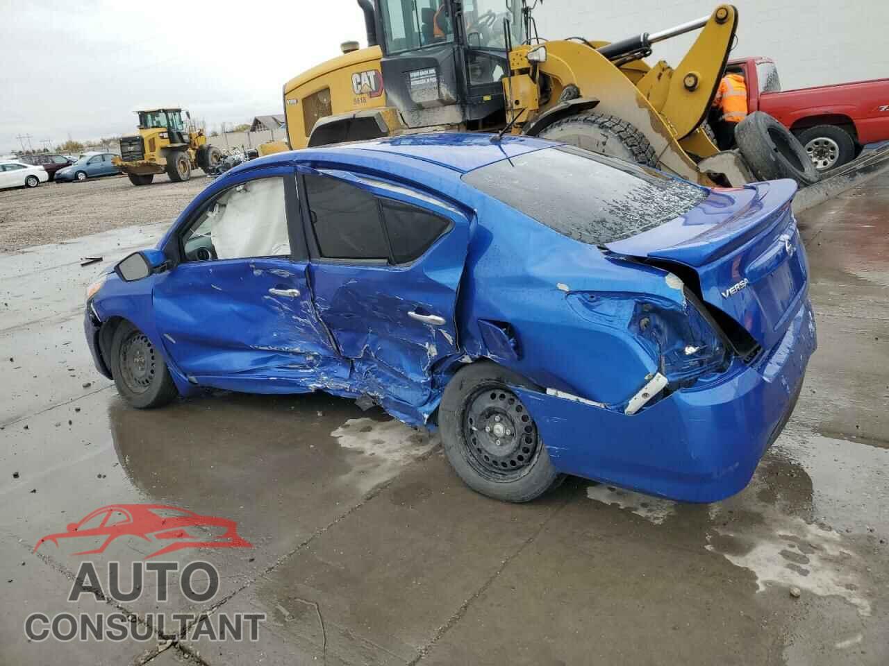 NISSAN VERSA 2017 - 3N1CN7AP3HL811909