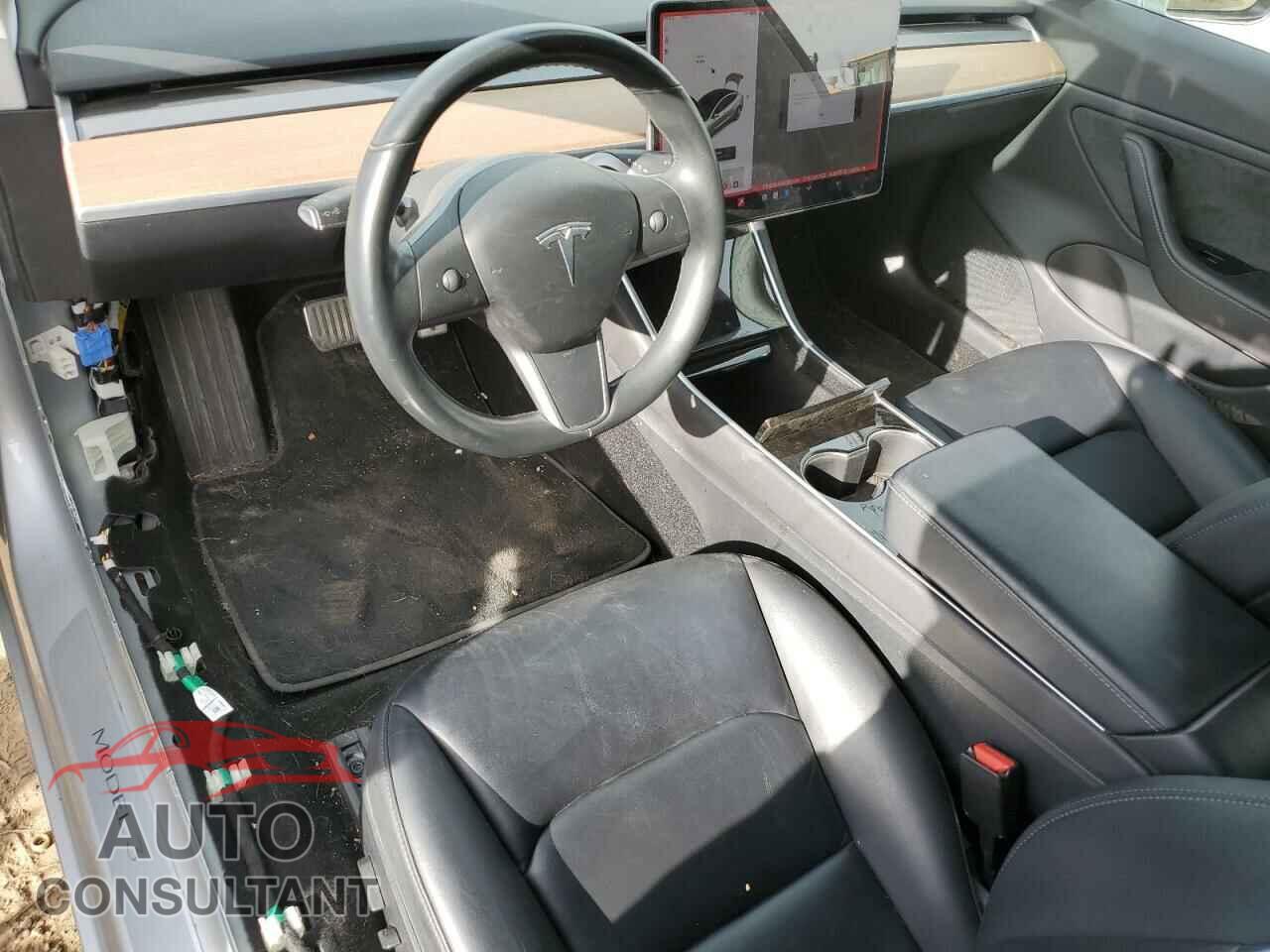 TESLA MODEL 3 2018 - 5YJ3E1EA8JF060956