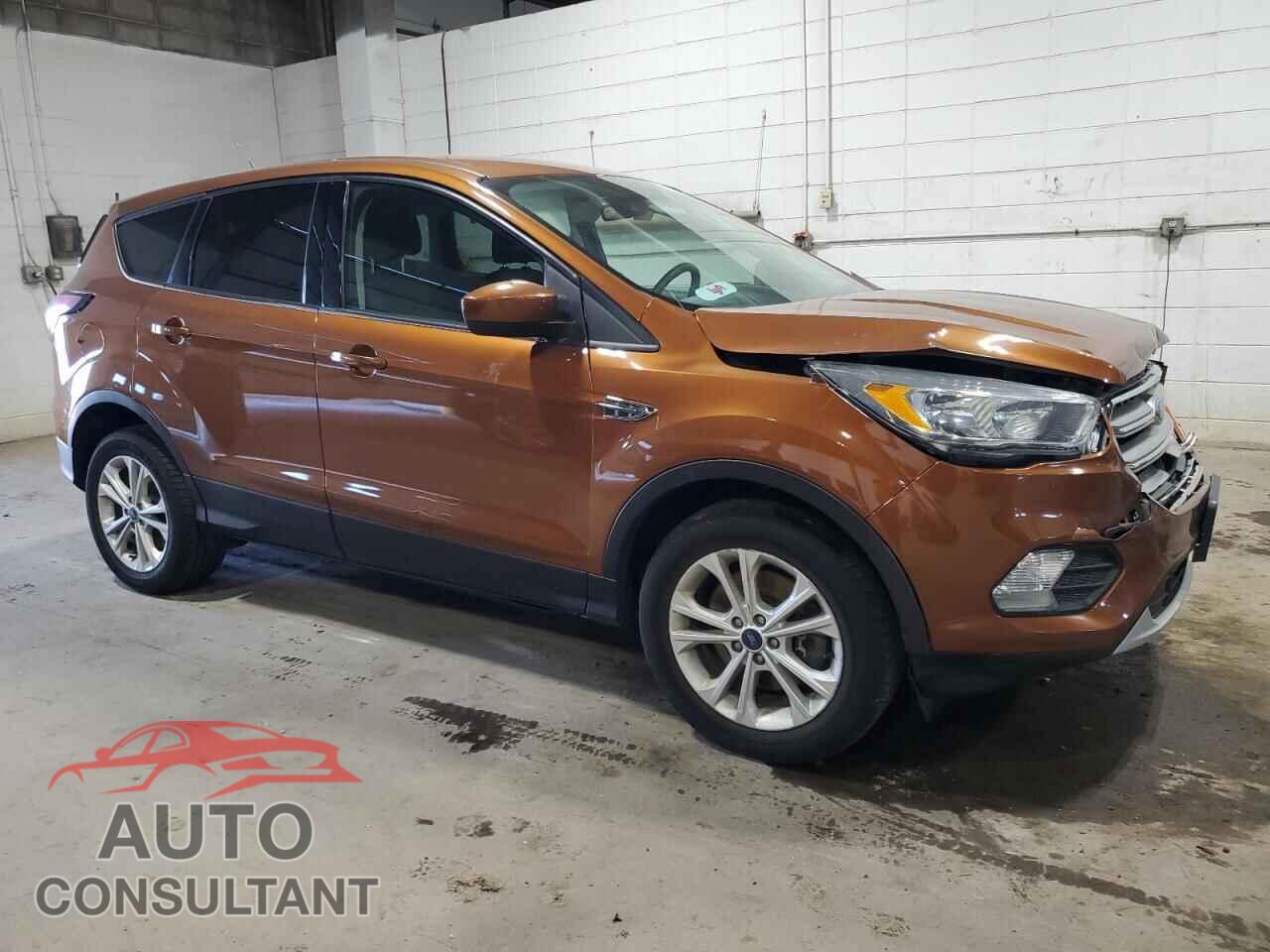 FORD ESCAPE 2017 - 1FMCU9GD6HUD11639