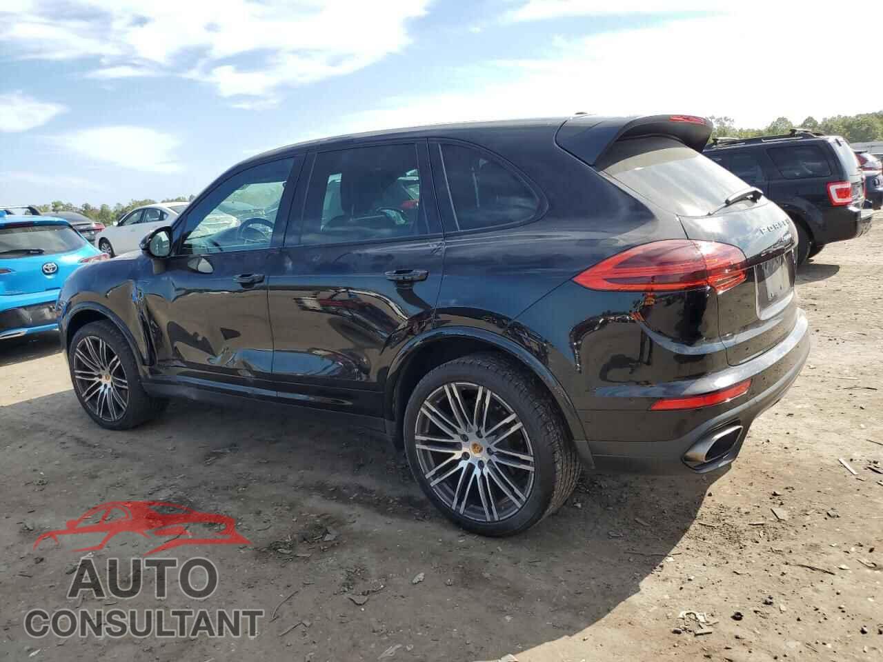 PORSCHE CAYENNE 2017 - WP1AA2A21HKA84471