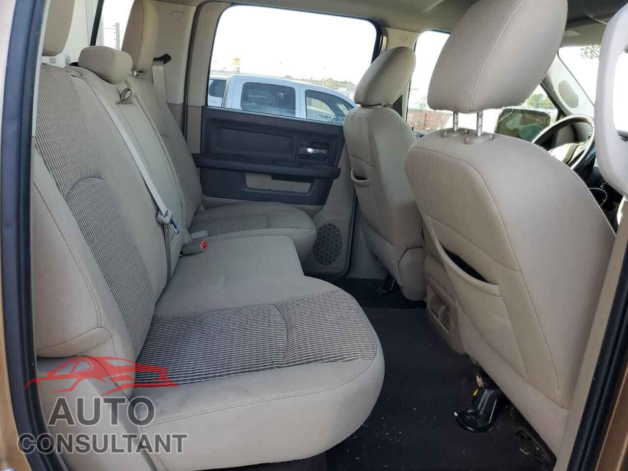 DODGE RAM 1500 2012 - 1C6RD7LT4CS148694
