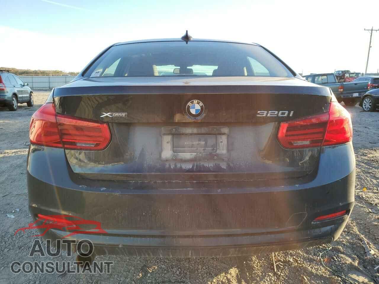 BMW 3 SERIES 2017 - WBA8E5G33HNU45569