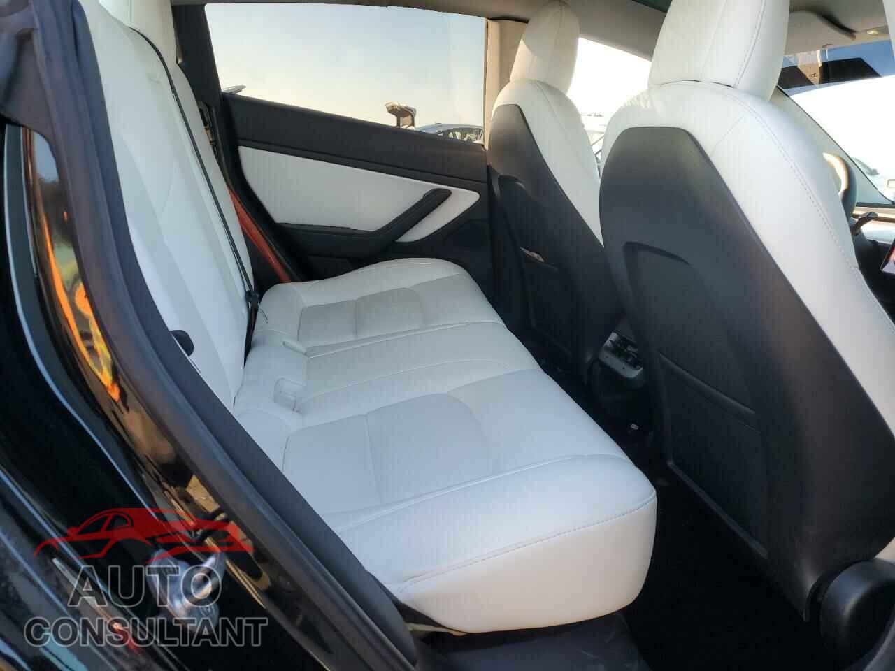 TESLA MODEL 3 2021 - 5YJ3E1EB1MF856204