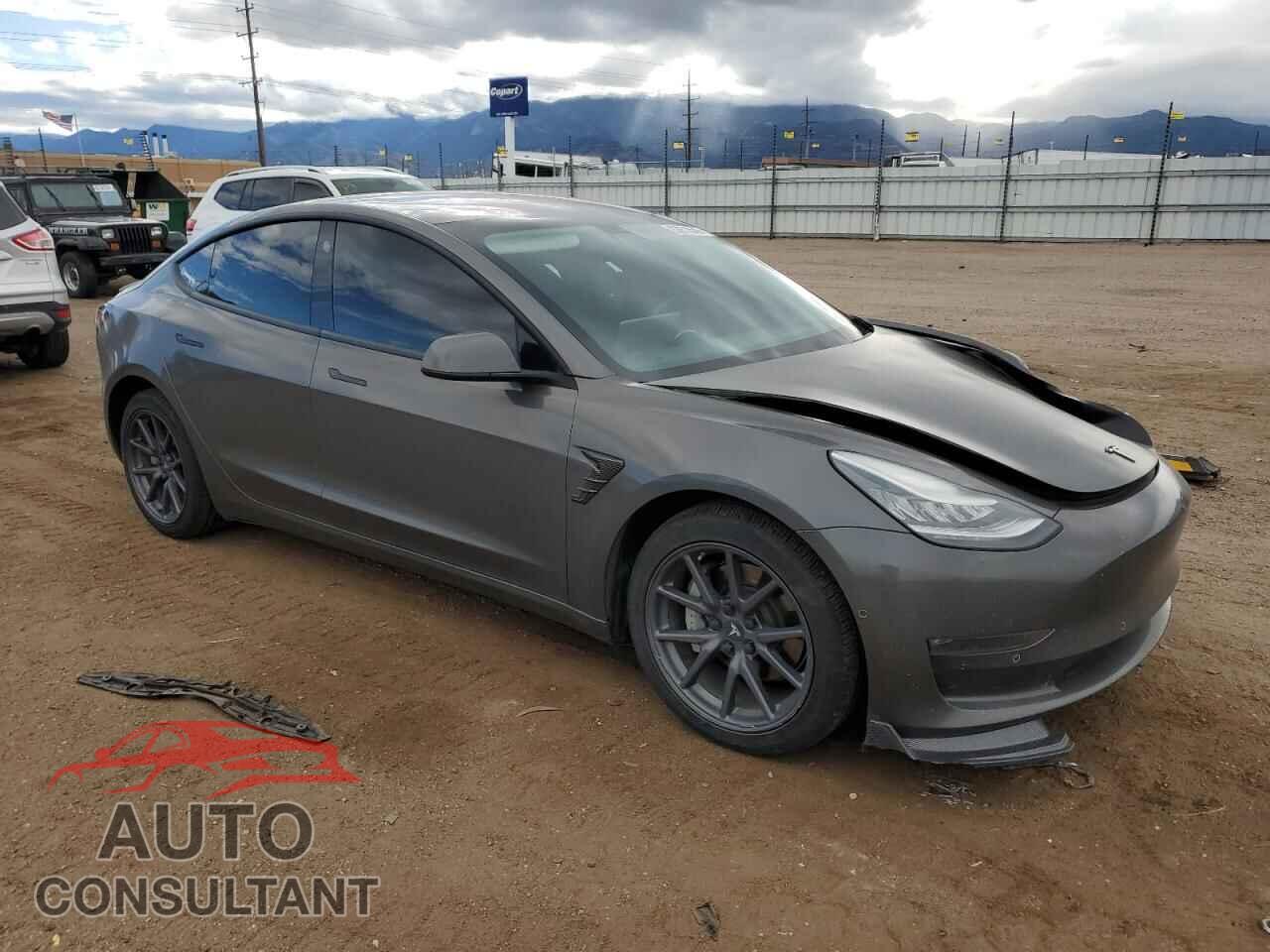 TESLA MODEL 3 2018 - 5YJ3E1EB4JF108509