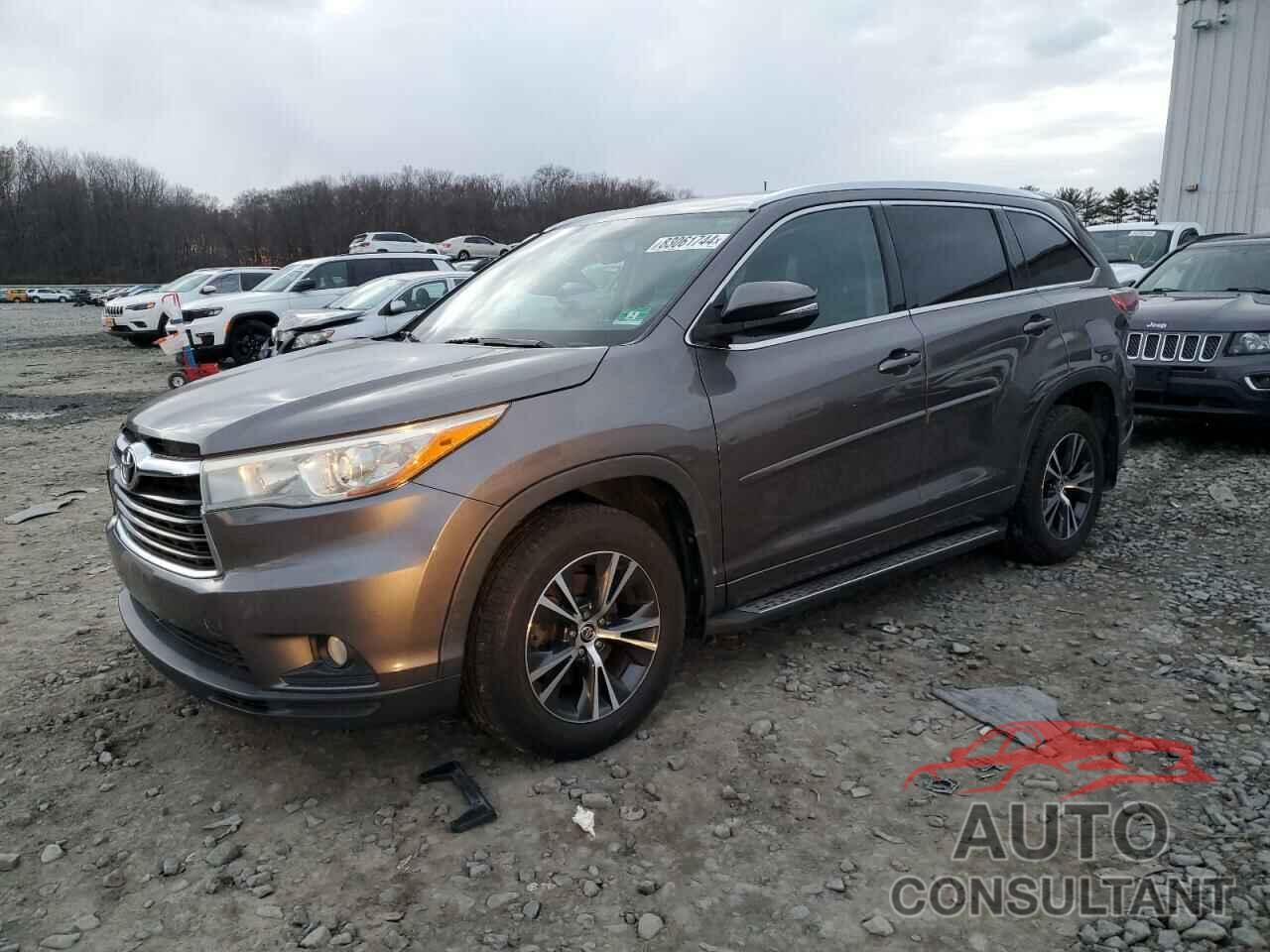 TOYOTA HIGHLANDER 2016 - 5TDJKRFH8GS249296