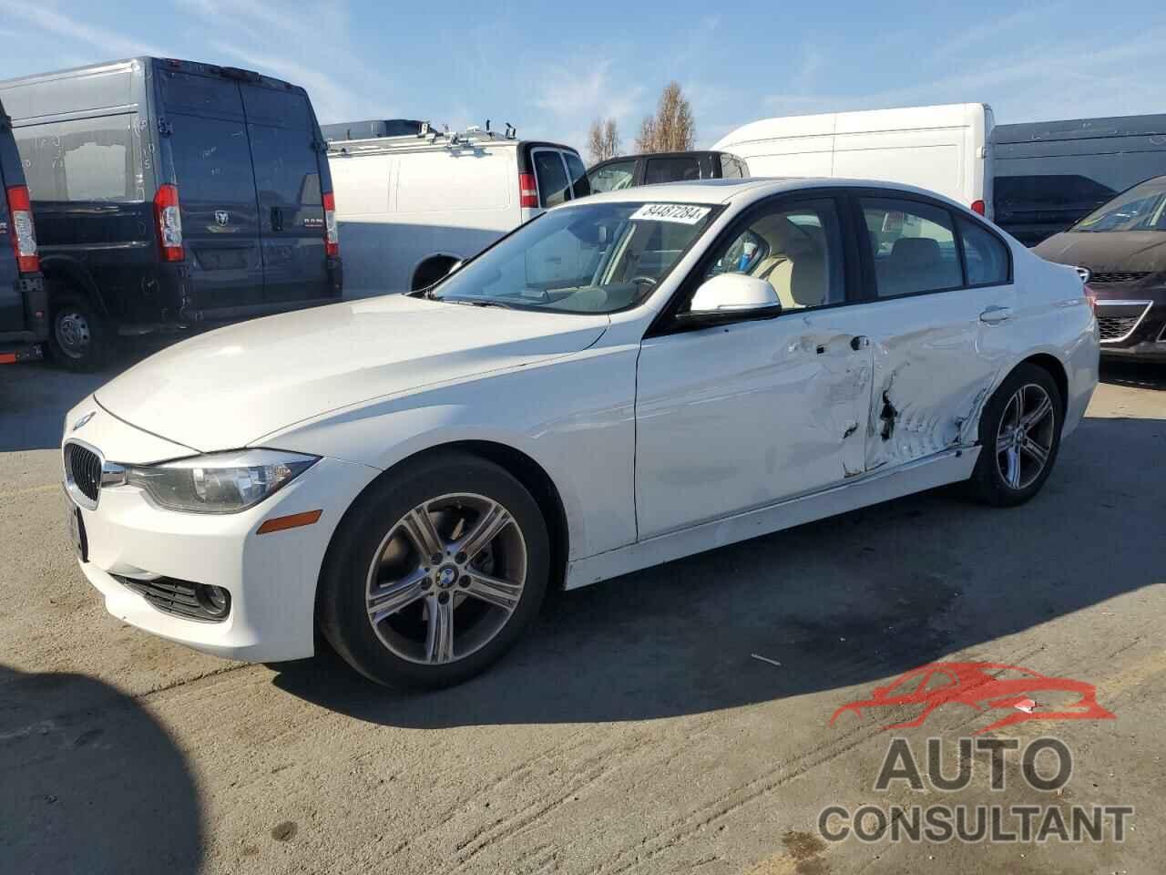 BMW 3 SERIES 2013 - WBA3C1G57DNR47070