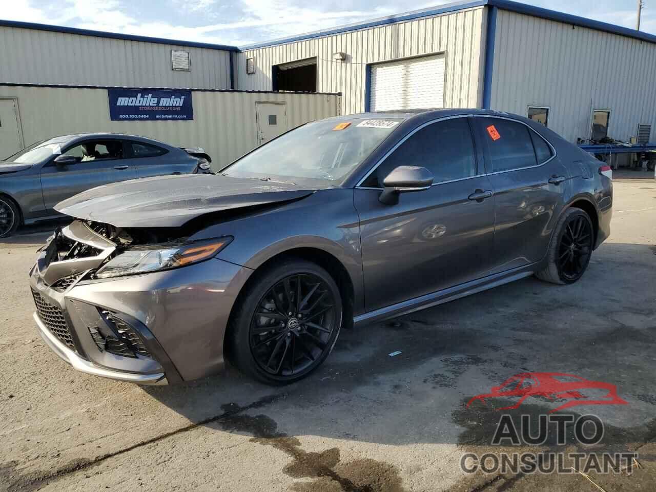 TOYOTA CAMRY 2021 - 4T1K61AK5MU572169