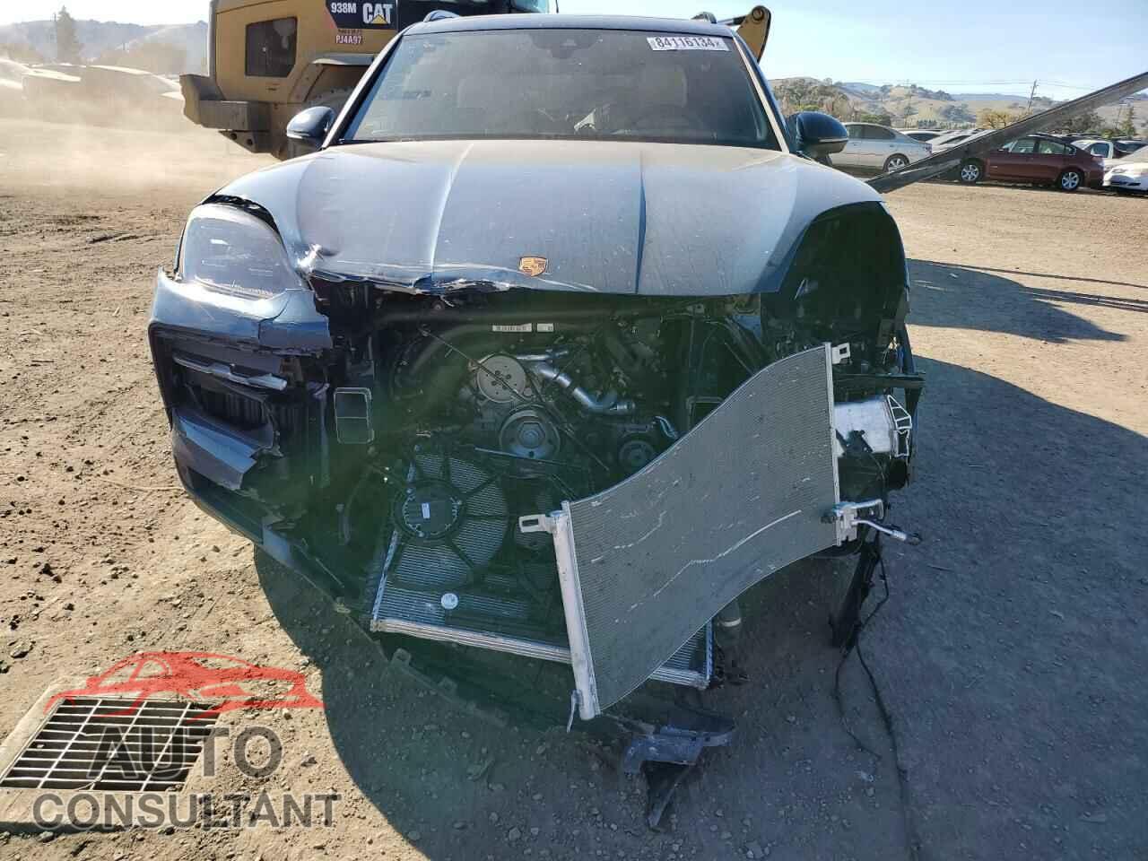 PORSCHE CAYENNE 2024 - WP1AA2AY2RDA06887