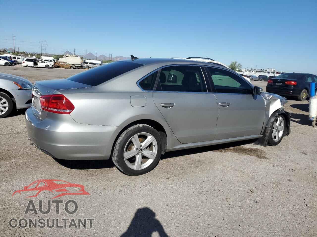 VOLKSWAGEN PASSAT 2013 - 1VWBN7A3XDC072045