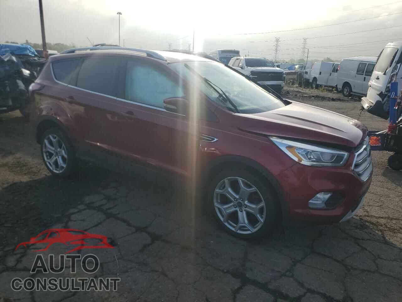 FORD ESCAPE 2017 - 1FMCU0J96HUB01252
