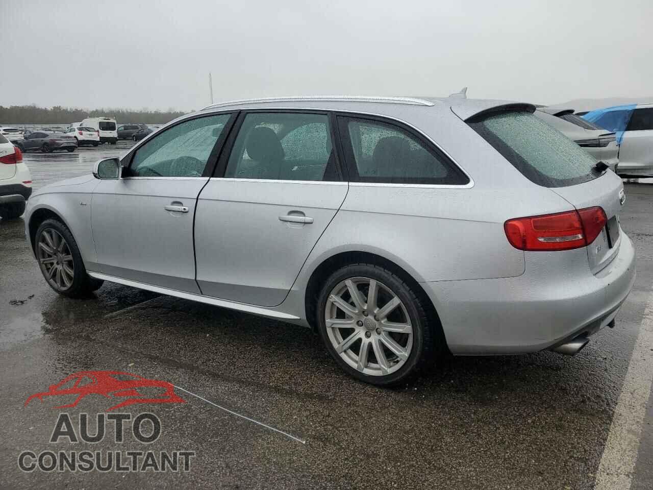 AUDI A4 2012 - WAUWFAFL0CA112048
