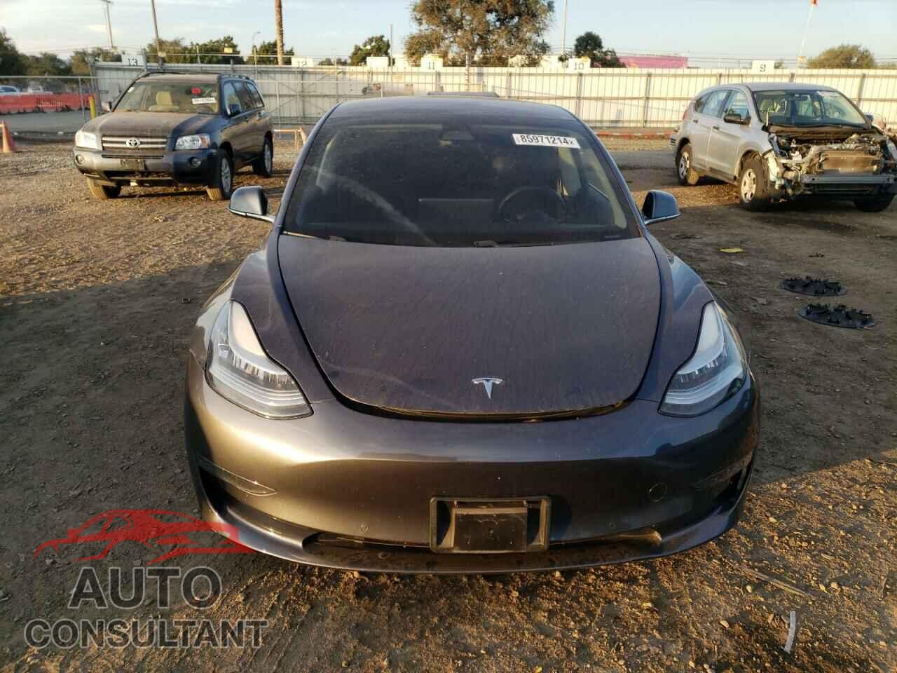 TESLA MODEL 3 2020 - 5YJ3E1EA9LF798977