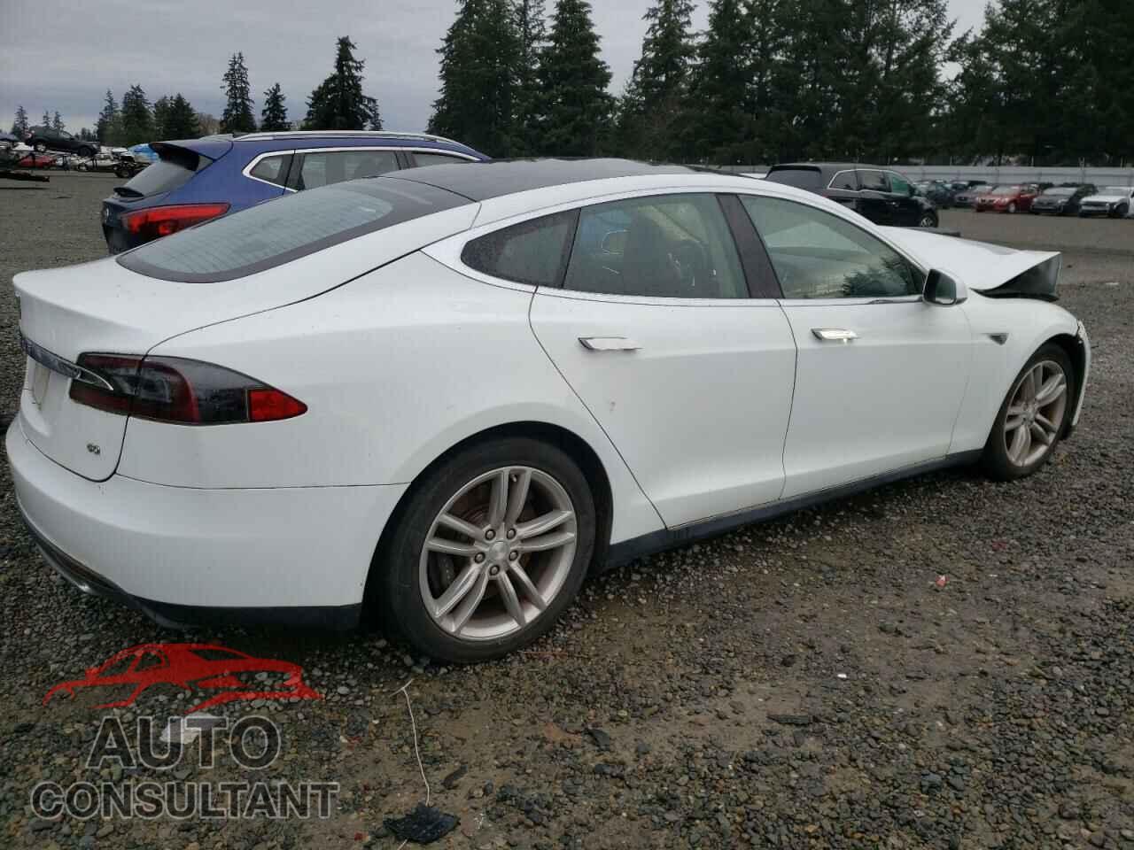 TESLA MODEL S 2013 - 5YJSA1AG6DFP11376
