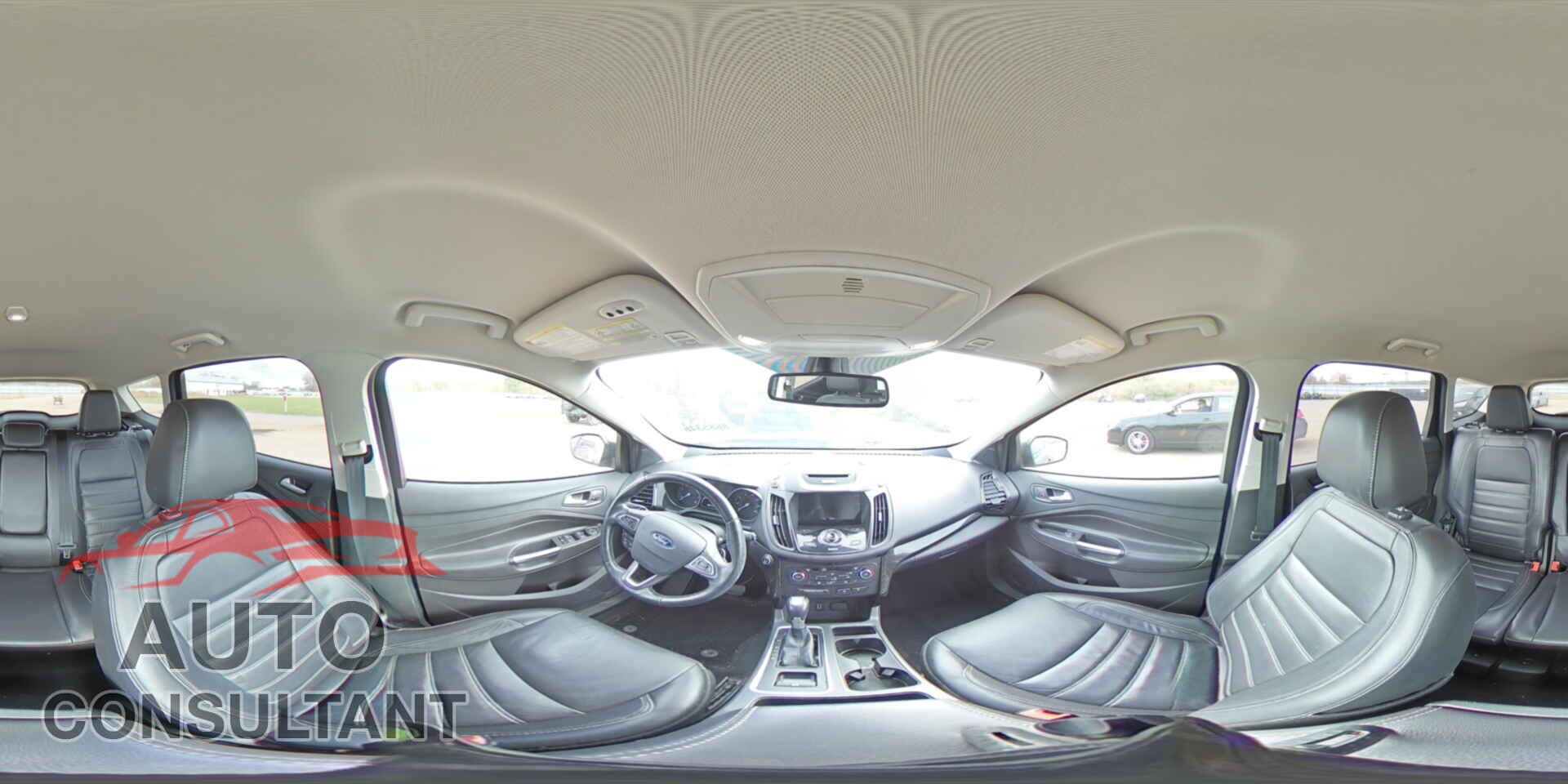 FORD ESCAPE 2017 - 1FMCU0J90HUB91143