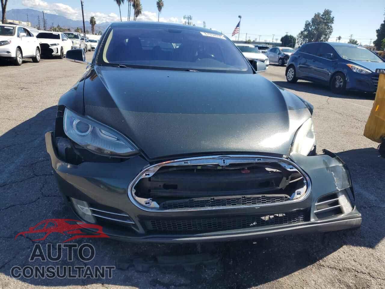 TESLA MODEL S 2013 - 5YJSA1DN7DFP18167