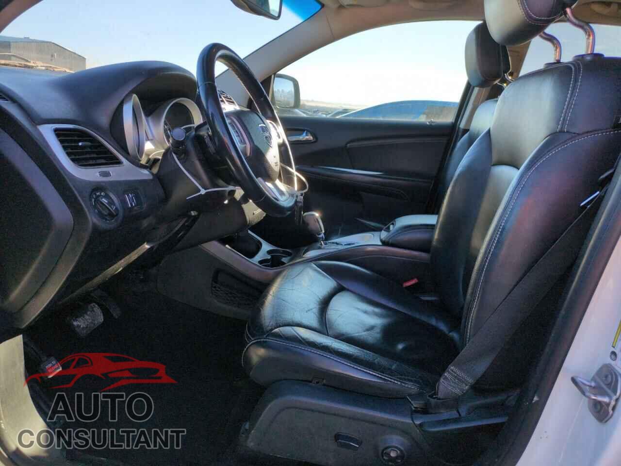 DODGE JOURNEY 2015 - 3C4PDCBG7FT707977