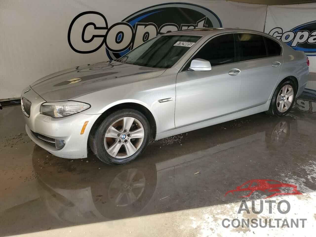 BMW 5 SERIES 2011 - WBAFR1C54BC672753