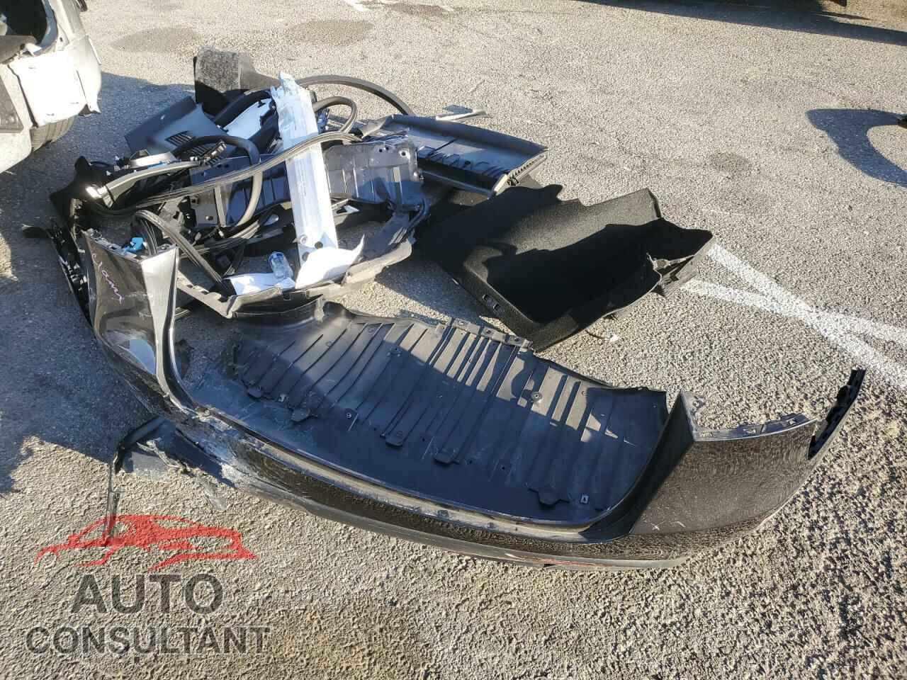 TESLA MODEL Y 2024 - 7SAYGDED2RF200414