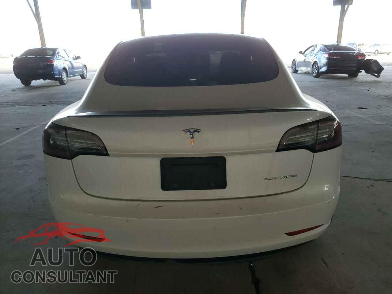 TESLA MODEL 3 2021 - 5YJ3E1EB4MF938427