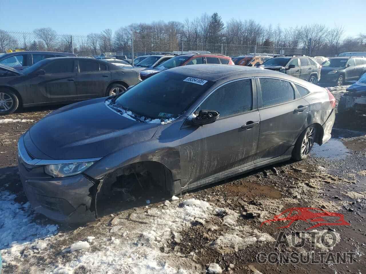 HONDA CIVIC 2018 - 2HGFC2F72JH528767