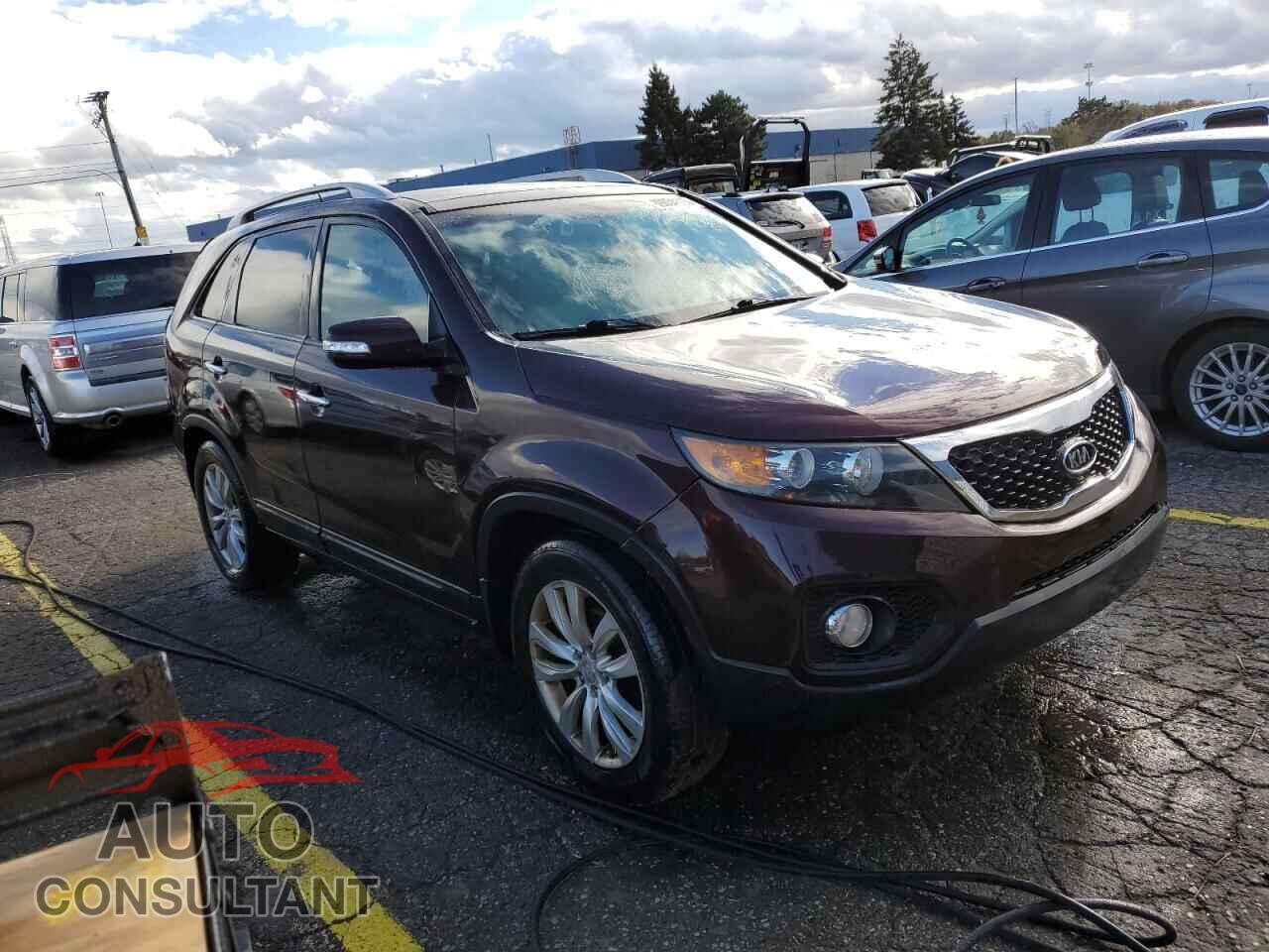 KIA SORENTO 2011 - 5XYKUDA20BG052780