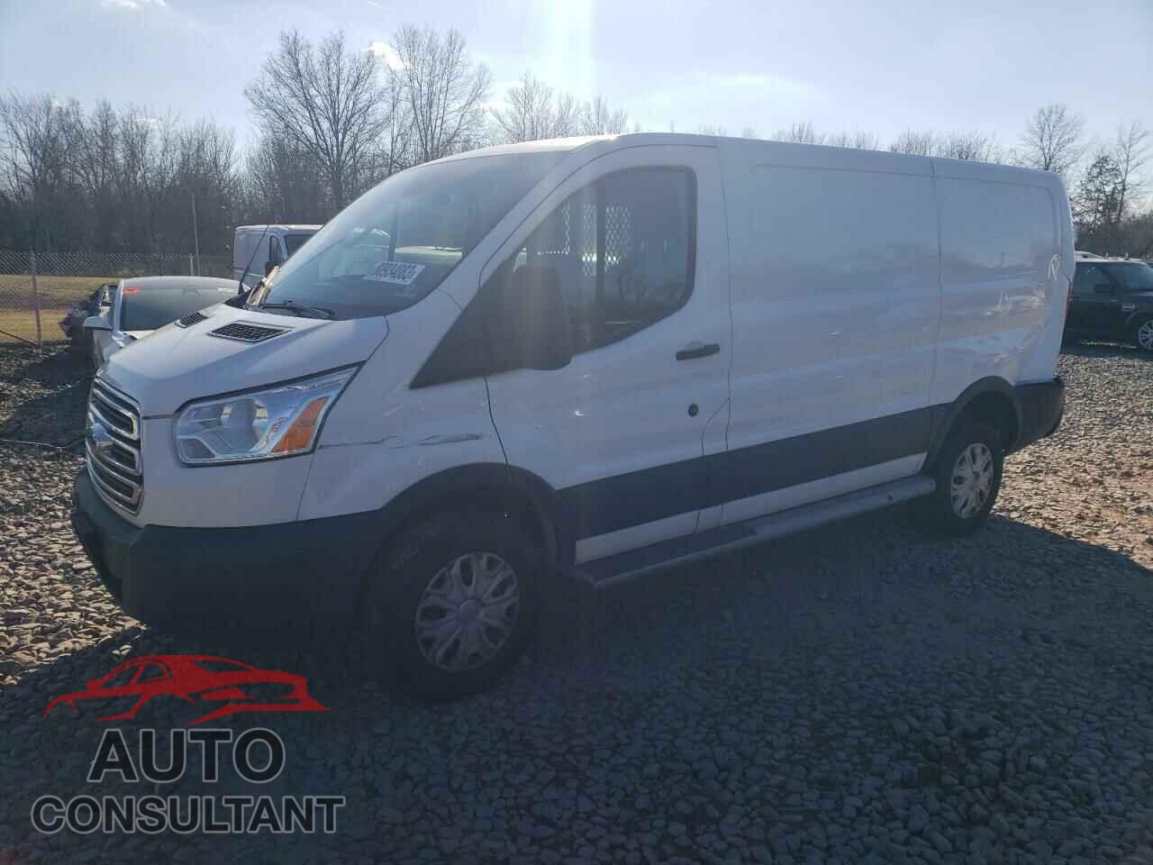 FORD TRANSIT 2019 - 1FTYR1YM5KKB52420