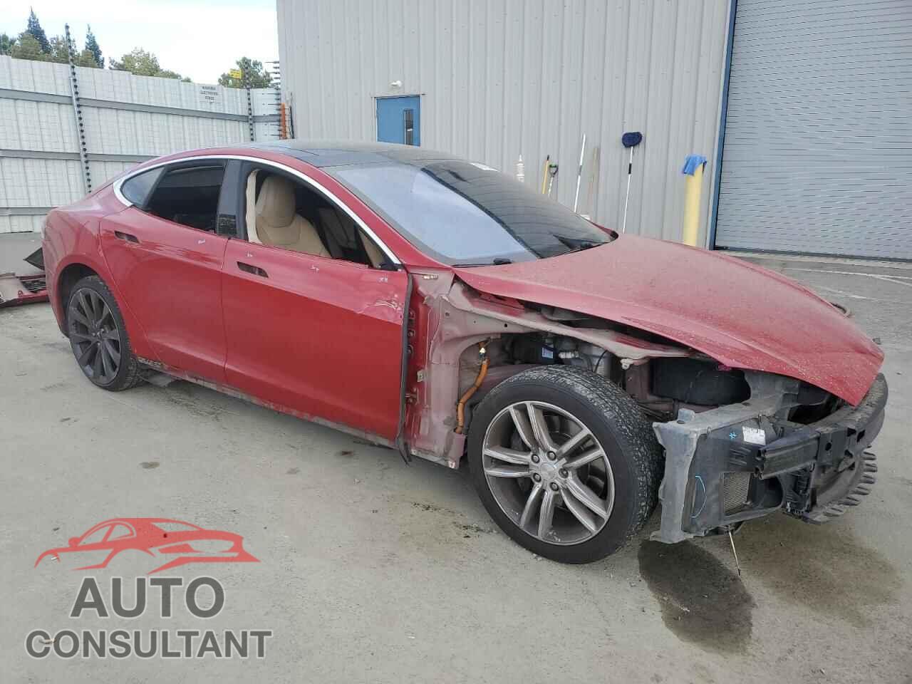 TESLA MODEL S 2015 - 5YJSA1H11FF080167