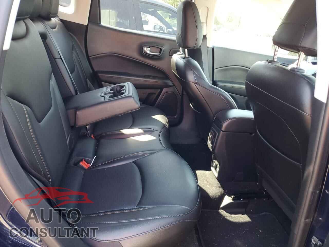 JEEP COMPASS 2019 - 3C4NJDCB5KT679664