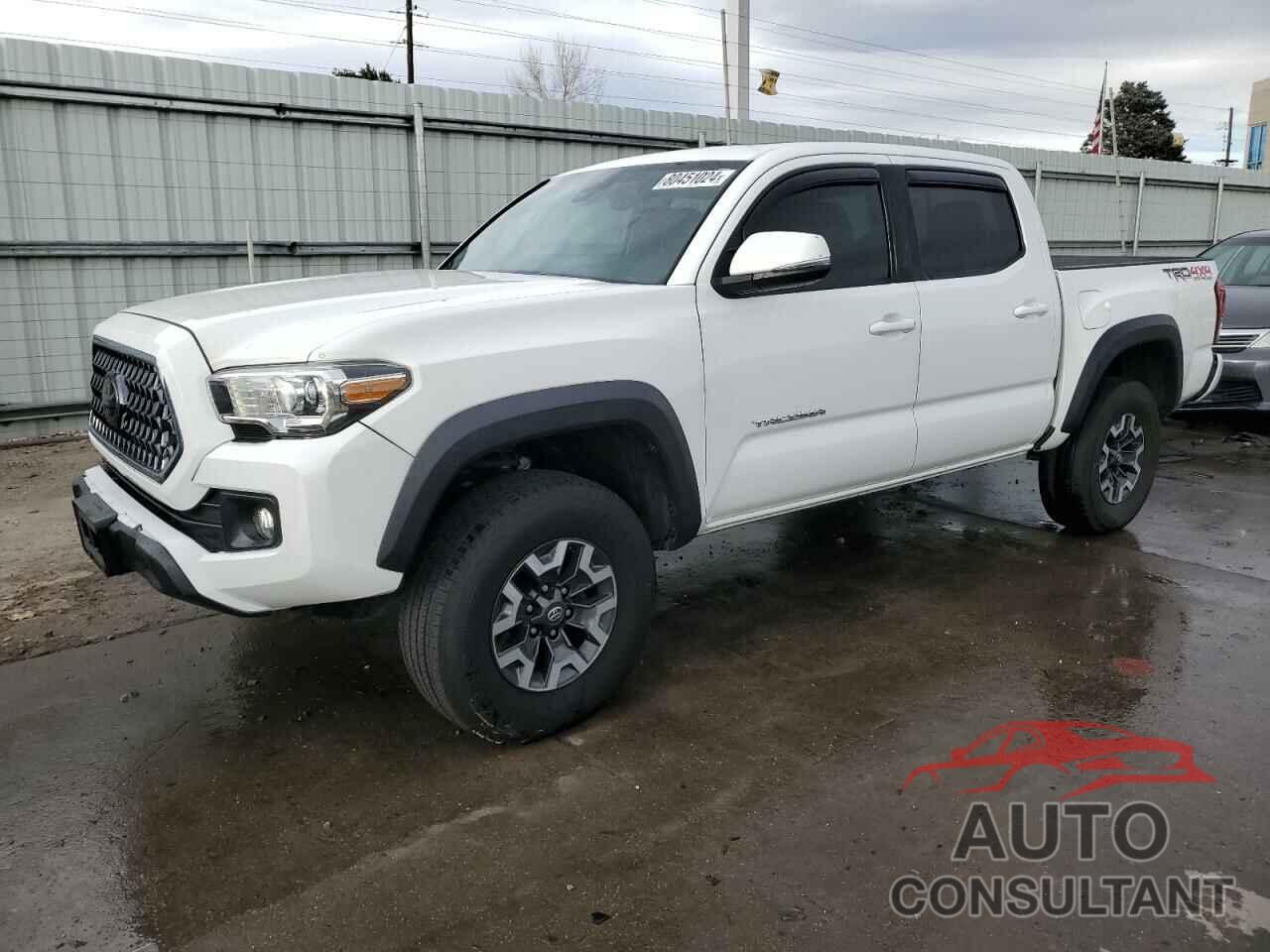 TOYOTA TACOMA 2019 - 3TMCZ5AN0KM207255